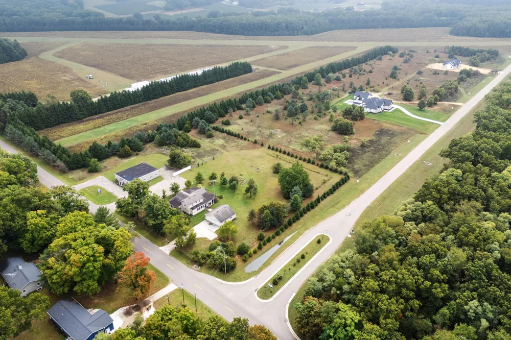 6 Airpark Lane Mattawan, MI 49071