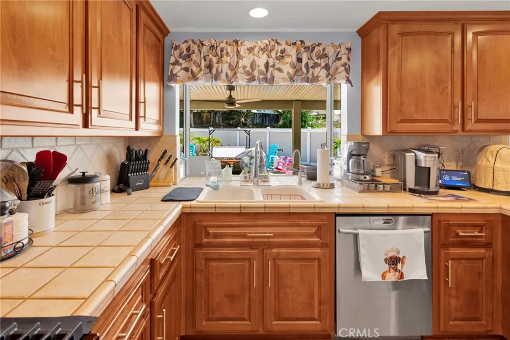 12335 Yuma Court Moreno Valley, CA 92557