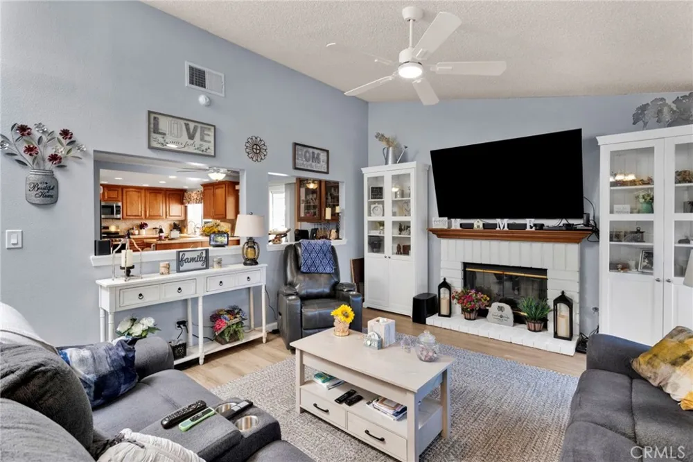 12335 Yuma Court Moreno Valley, CA 92557