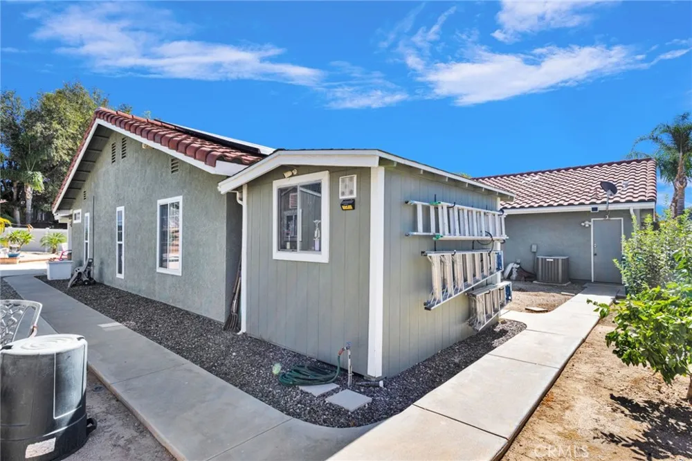 12335 Yuma Court Moreno Valley, CA 92557