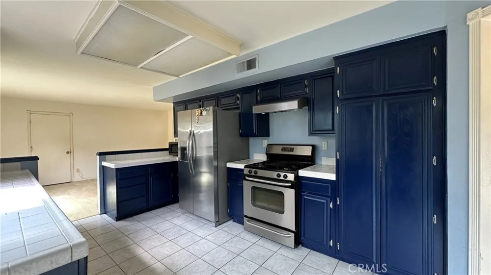 12441 Mountain Trail Street Moorpark, CA 93021