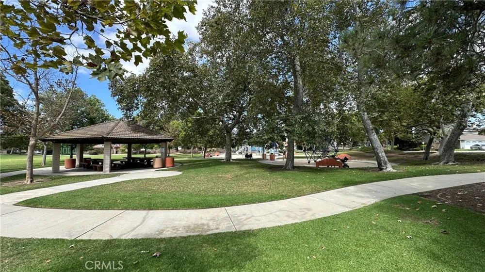 12441 Mountain Trail Street Moorpark, CA 93021