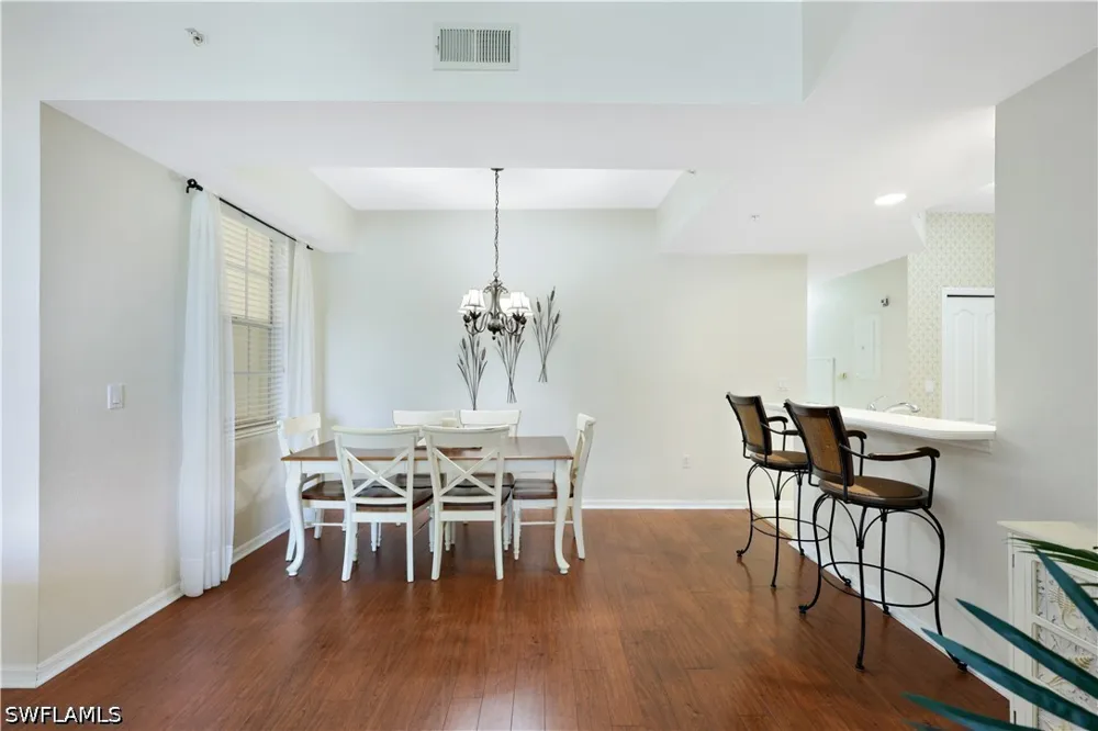 Dover Place #103 Naples, FL 34104