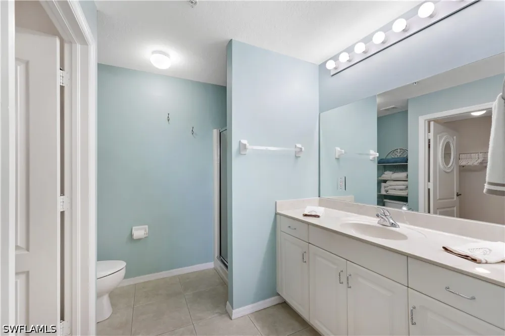Dover Place #103 Naples, FL 34104