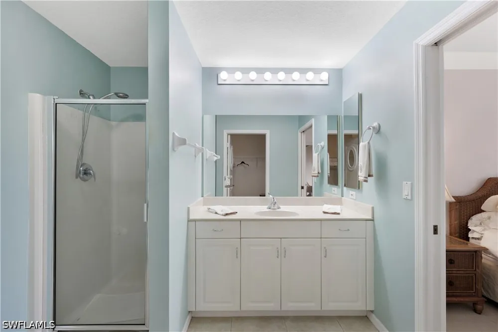 Dover Place #103 Naples, FL 34104