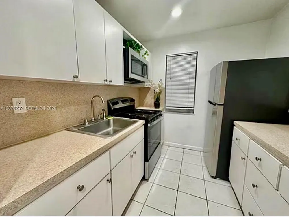 201 SW 19th Ave #3 Miami, FL 33135