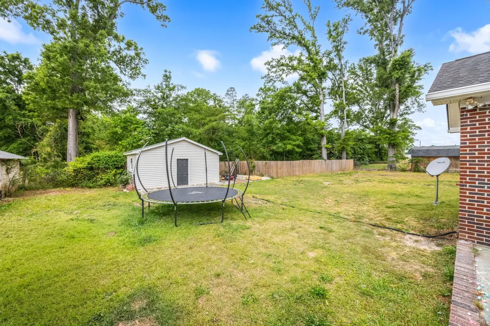 421 Dixie Drive Thomson, GA 30824