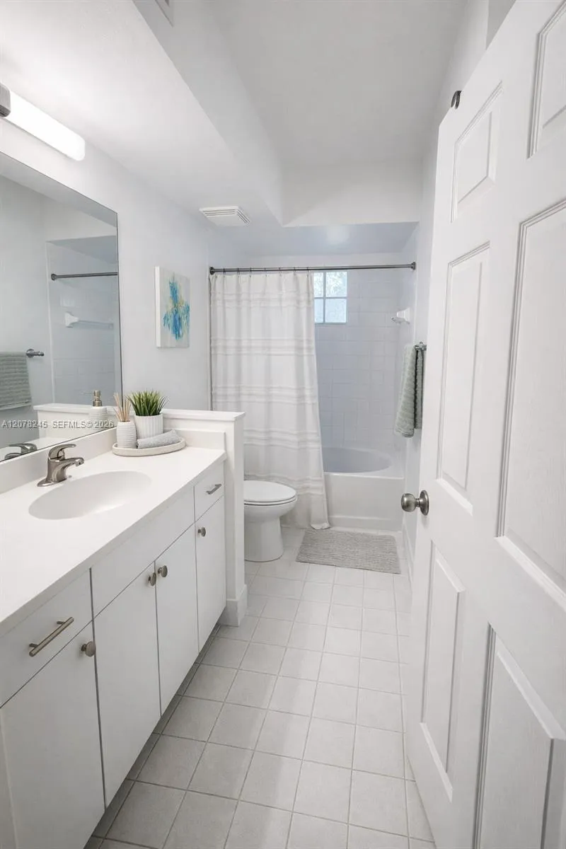 17125 Bay Rd #3105 Sunny Isles Beach, FL 33160