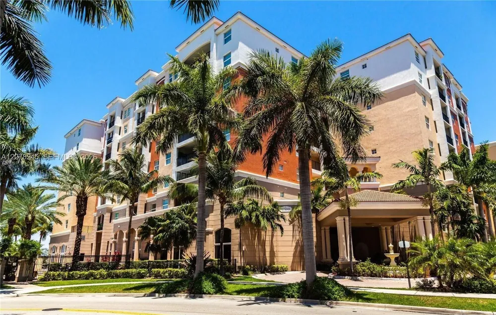 17125 Bay Rd #3105 Sunny Isles Beach, FL 33160
