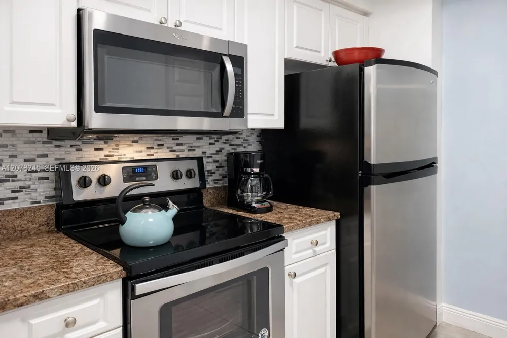 17125 Bay Rd #3105 Sunny Isles Beach, FL 33160