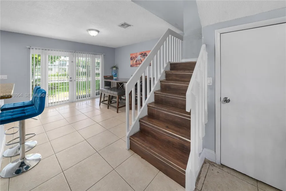1293 Sussex Dr North Lauderdale, FL 33068