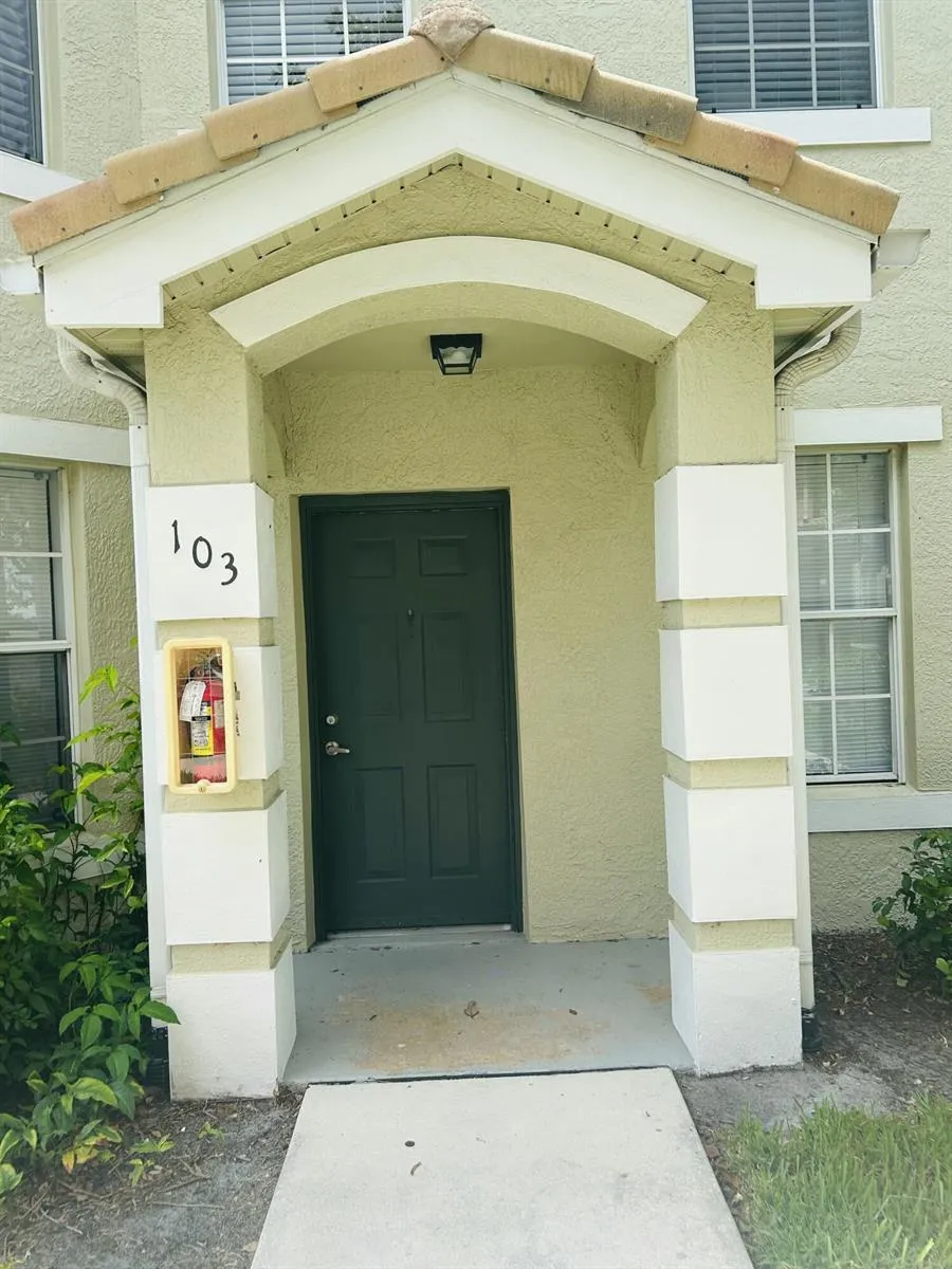 166 SW Peacock Boulevard #34103 Port St. Lucie, FL 34986