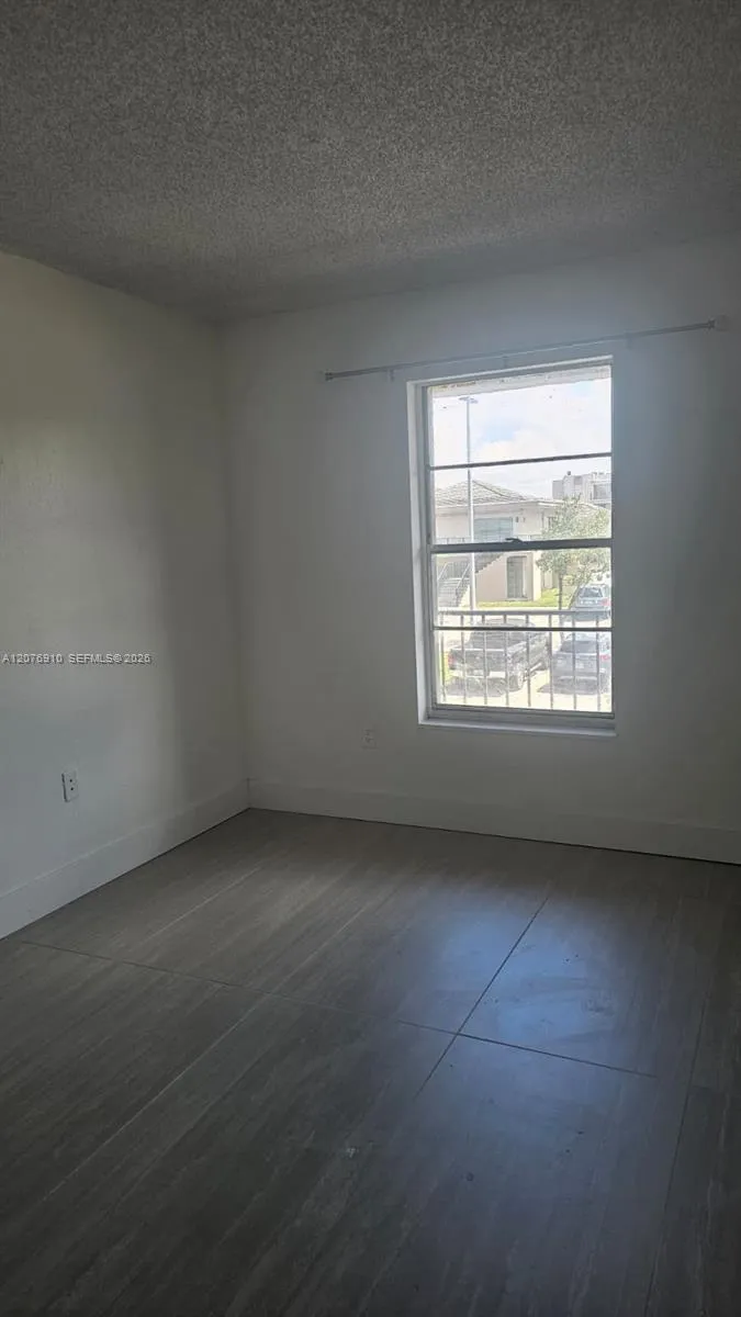5625 W 20th Ave #208 Hialeah, FL 33012