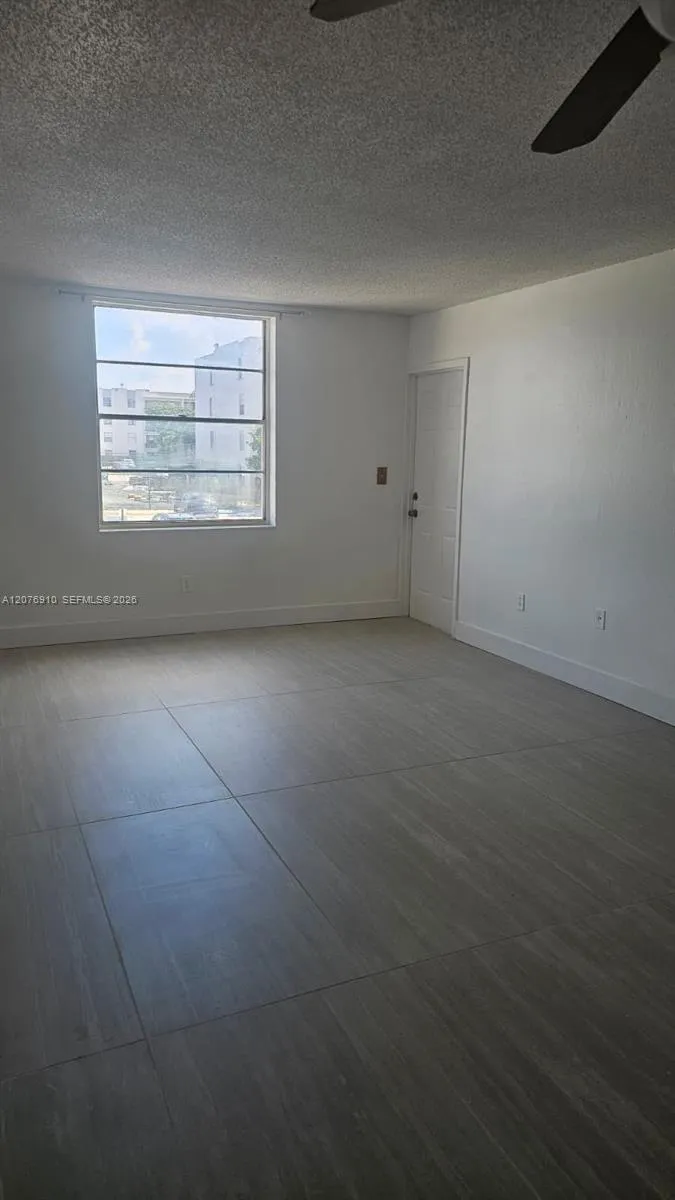 5625 W 20th Ave #208 Hialeah, FL 33012