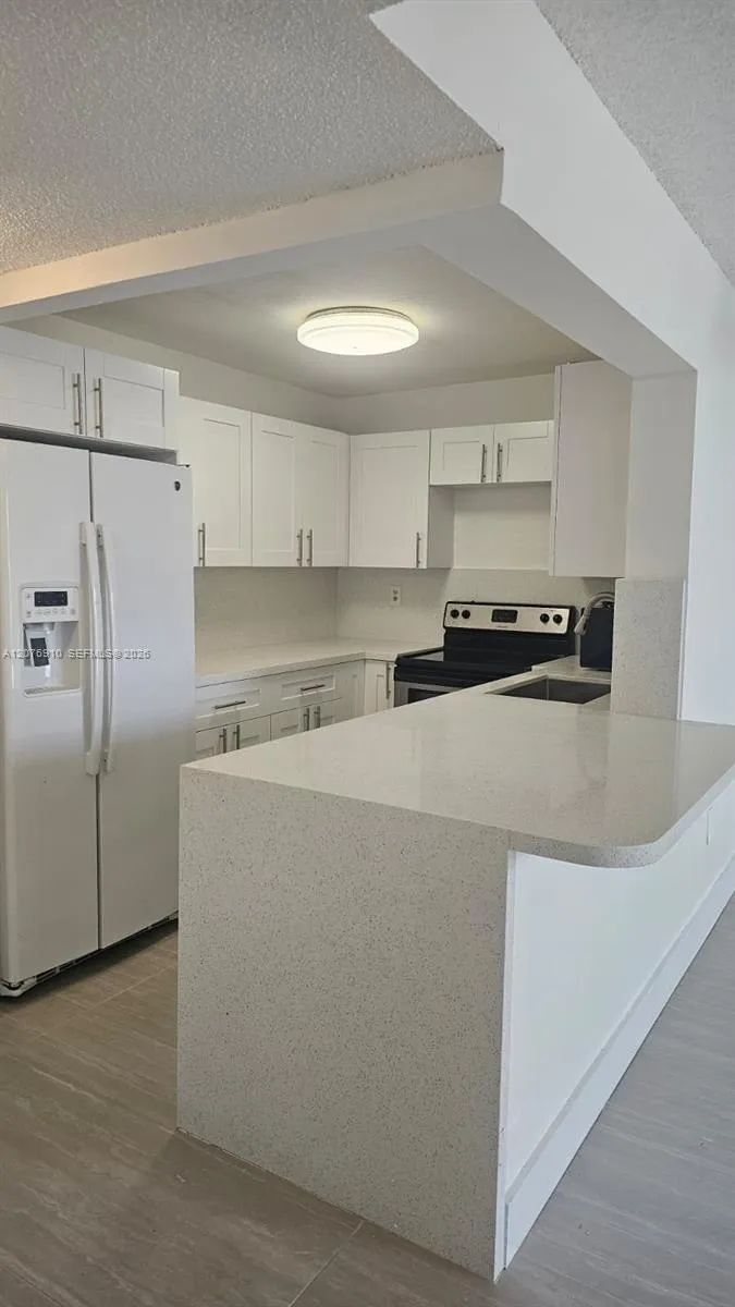 5625 W 20th Ave #208 Hialeah, FL 33012