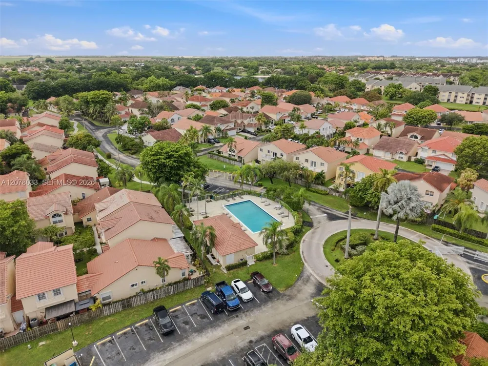 10887 SW 152nd Pl Miami, FL 33196