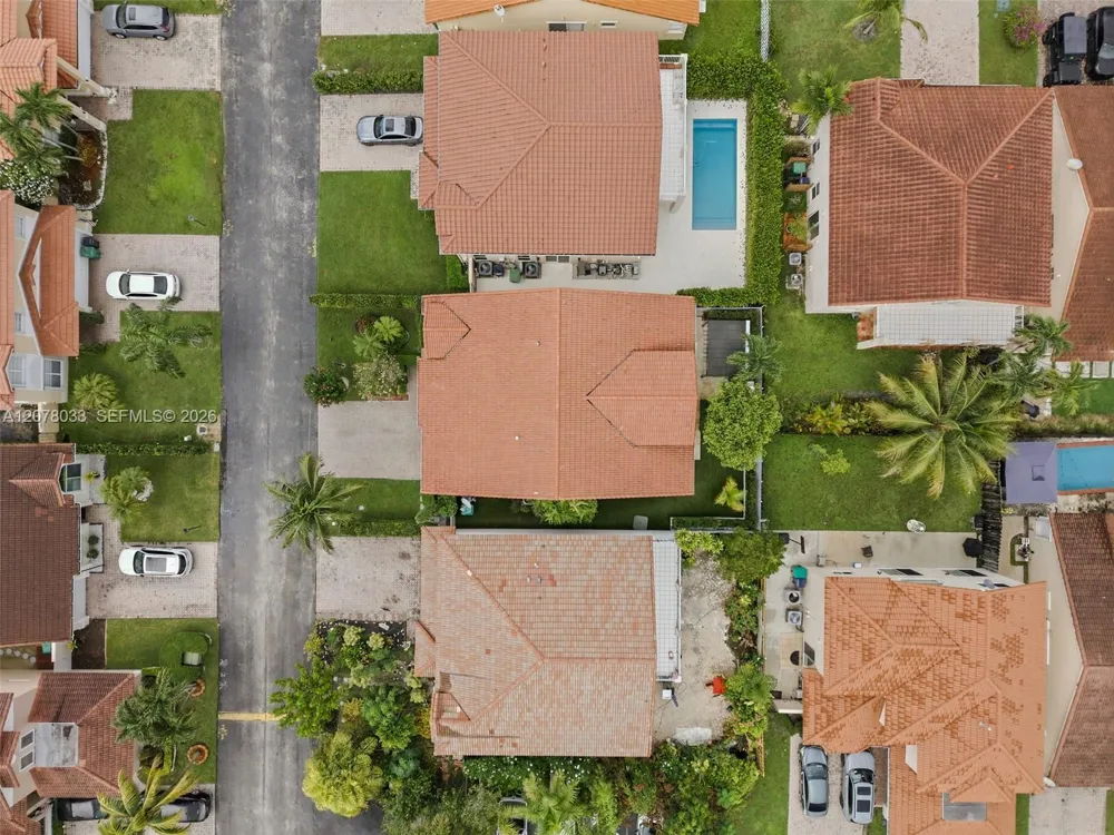 10887 SW 152nd Pl Miami, FL 33196