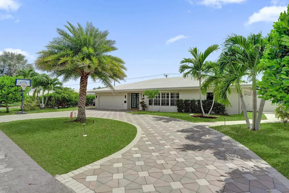 4800 NE 26TH AVENUE Fort Lauderdale, FL 33308
