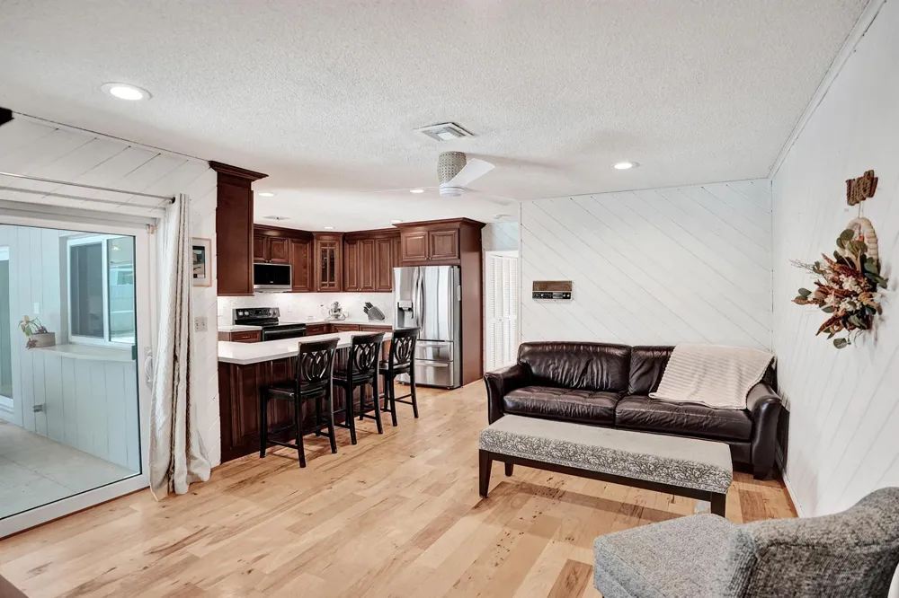 4800 NE 26TH AVENUE Fort Lauderdale, FL 33308