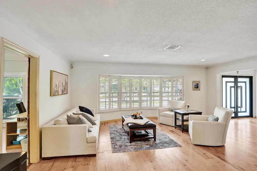 4800 NE 26TH AVENUE Fort Lauderdale, FL 33308