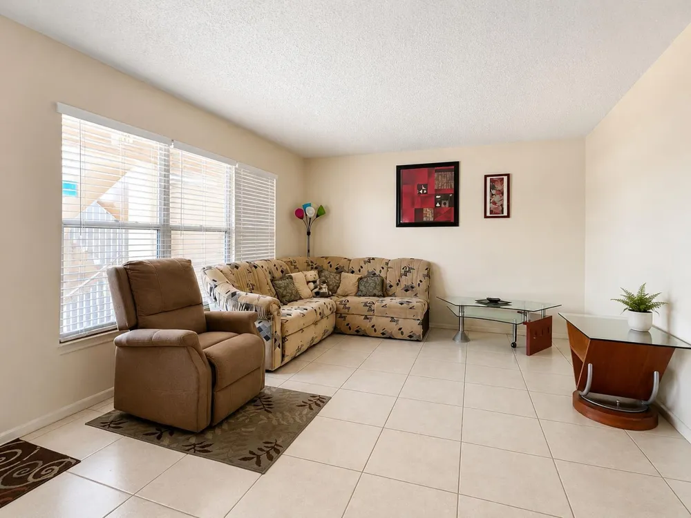307 Greenbrier B West Palm Beach, FL 33417