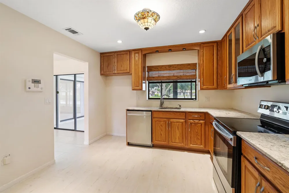 6315 TALL CYPRESS CIRCLE 