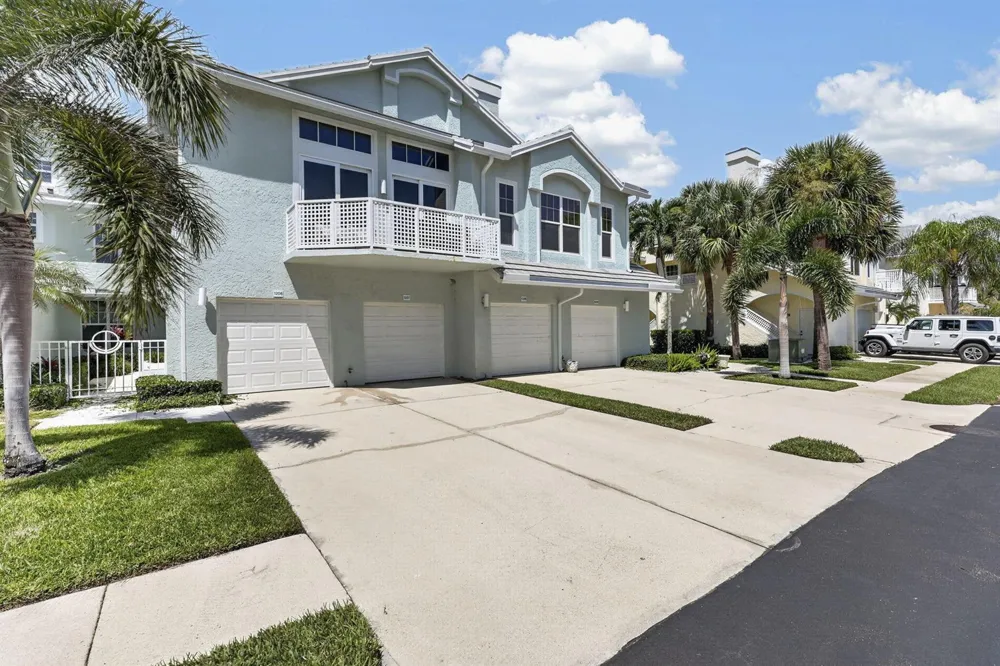 1209 MAINSAIL #1209 Jupiter, FL 33477