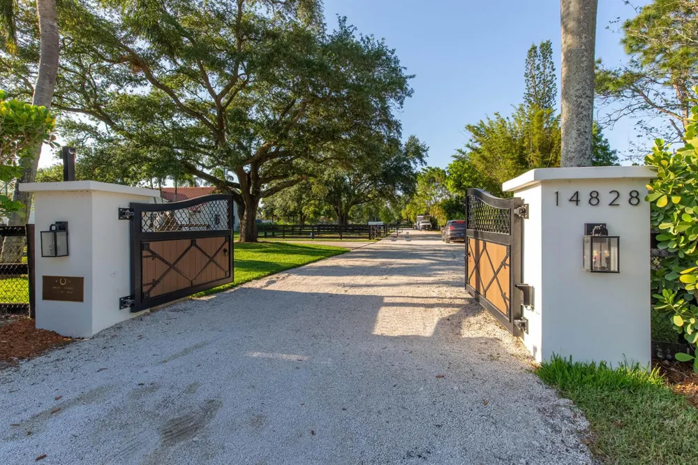 14828 Rolling Rock Place Wellington, FL 33414