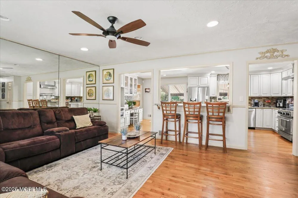 443 W Lake Avenue Oakhurst, NJ 07755
