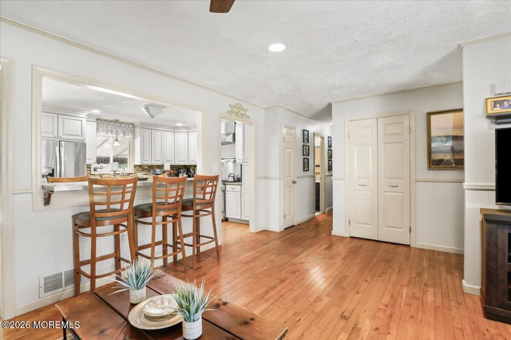 443 W Lake Avenue Oakhurst, NJ 07755