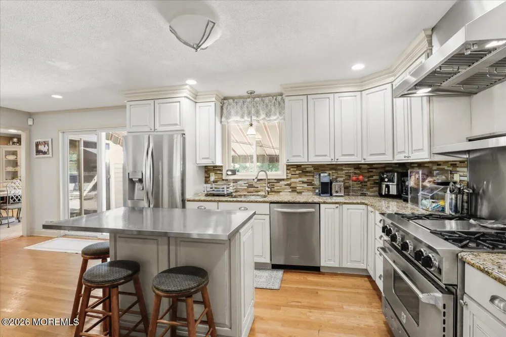 443 W Lake Avenue Oakhurst, NJ 07755