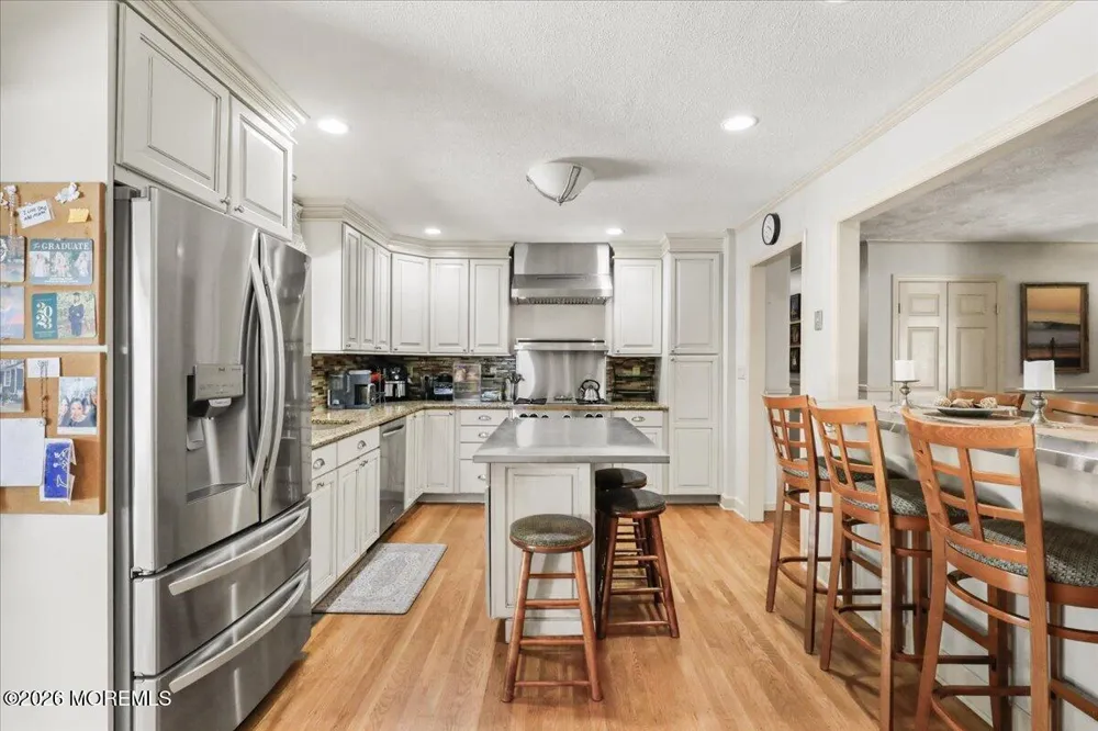 443 W Lake Avenue Oakhurst, NJ 07755