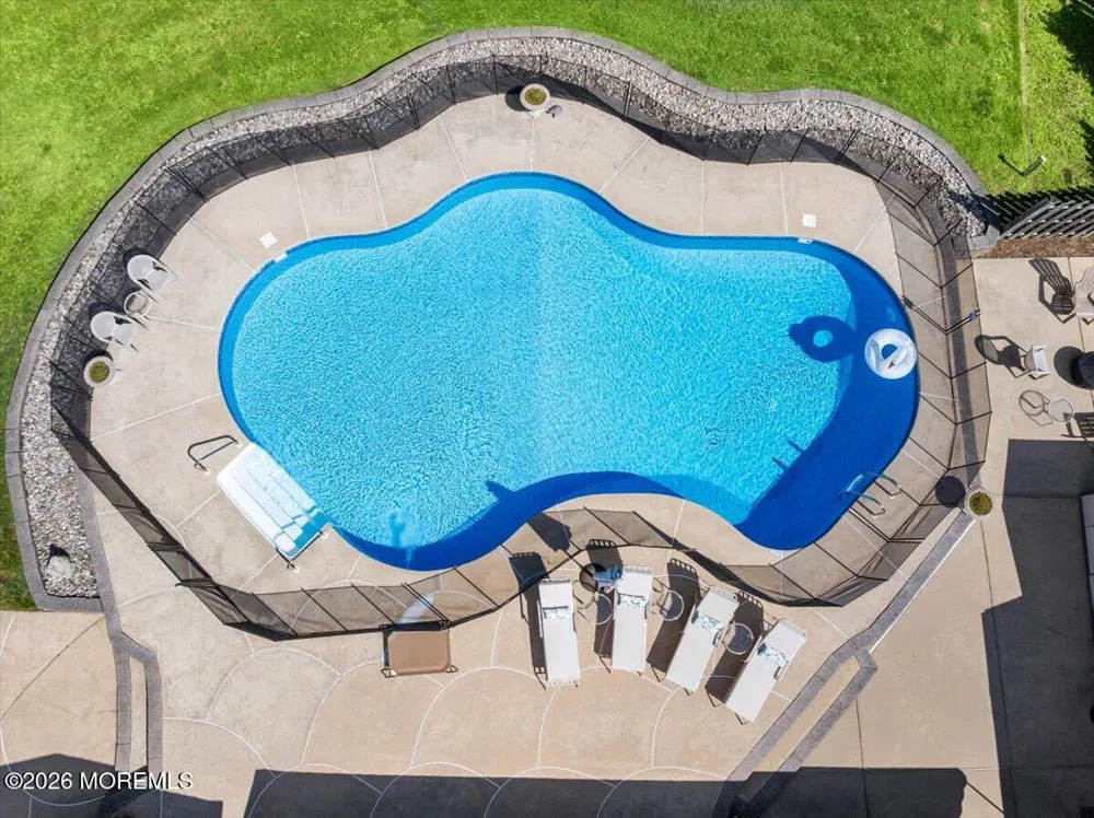 443 W Lake Avenue Oakhurst, NJ 07755