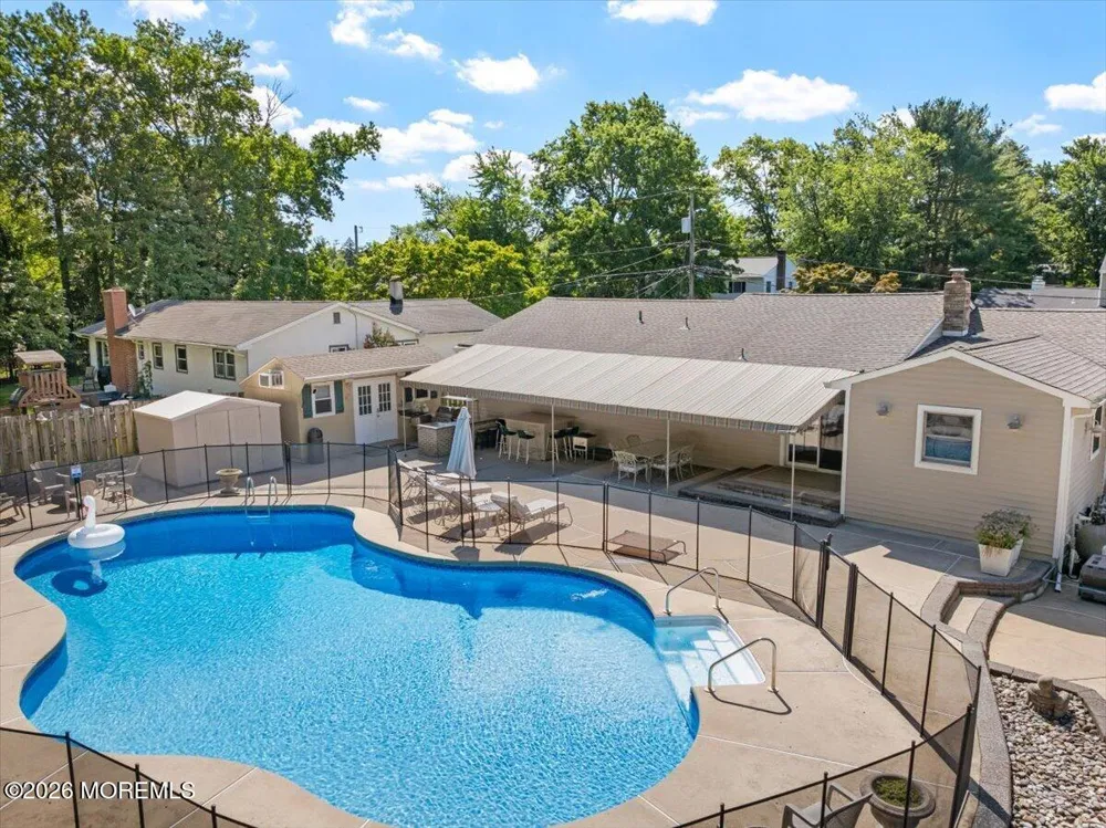 443 W Lake Avenue Oakhurst, NJ 07755