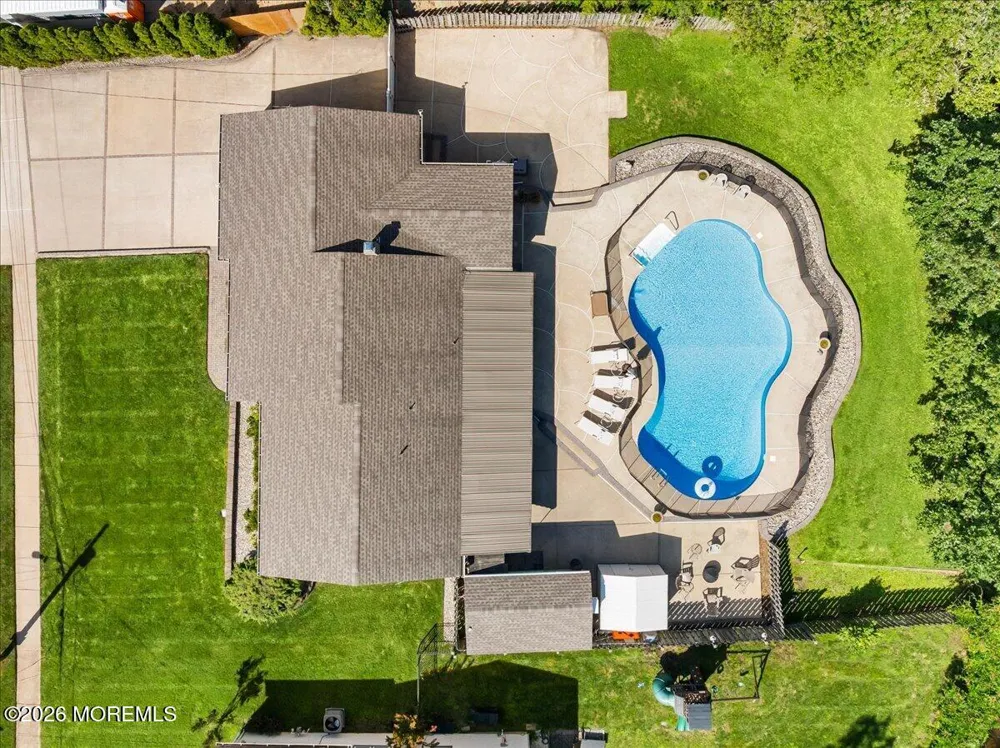 443 W Lake Avenue Oakhurst, NJ 07755