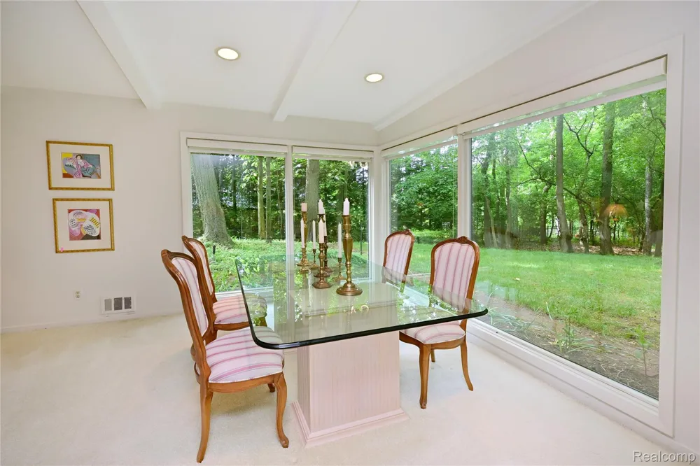 3310 Dogwood Court Bloomfield Hills City, MI 48304