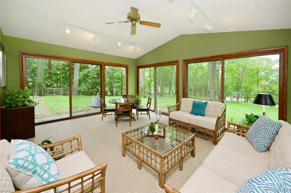 3310 Dogwood Court Bloomfield Hills City, MI 48304