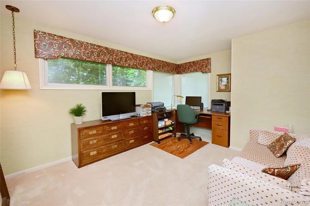 3310 Dogwood Court Bloomfield Hills City, MI 48304