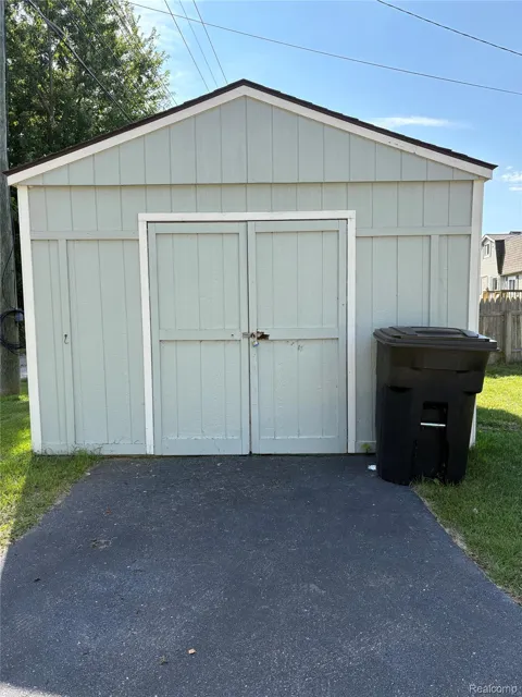 10091 Graham Drive