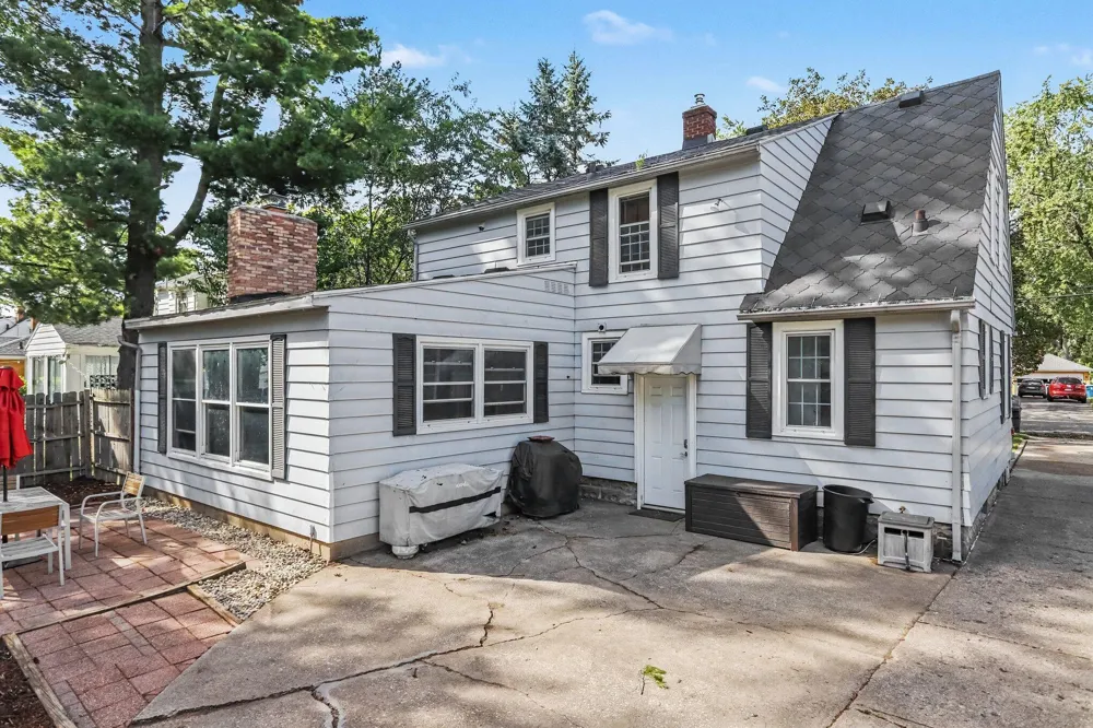 1320 Sheridan Drive Kalamazoo City, MI 49001
