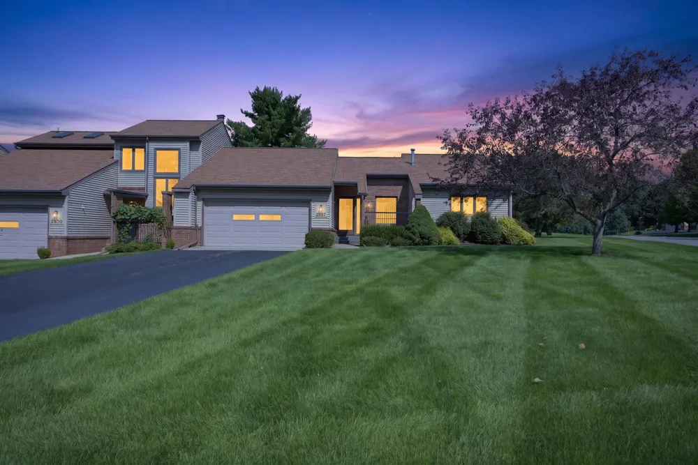 2880 S Wood Dale Drive Summit Township, MI 49203