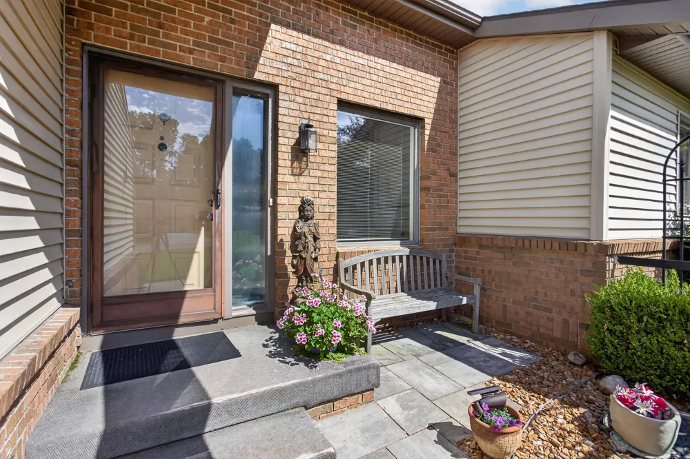 2880 S Wood Dale Drive Summit Township, MI 49203