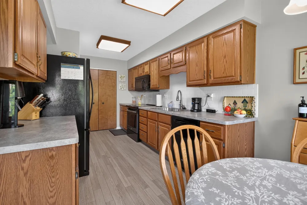2880 S Wood Dale Drive Summit Township, MI 49203