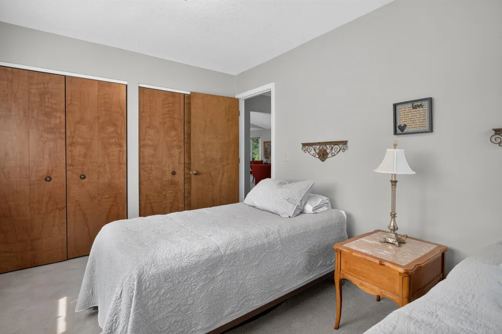 2880 S Wood Dale Drive Summit Township, MI 49203