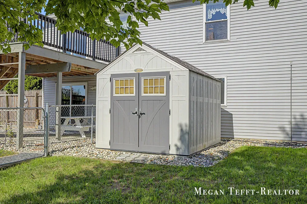 6230 Belmont Farms NE Plainfield Charter Township, MI 49306