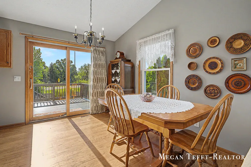 6230 Belmont Farms NE Plainfield Charter Township, MI 49306