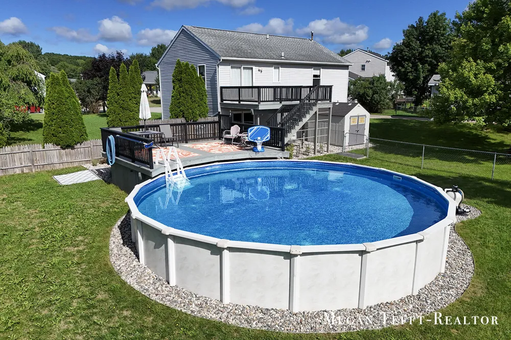 6230 Belmont Farms NE Plainfield Charter Township, MI 49306