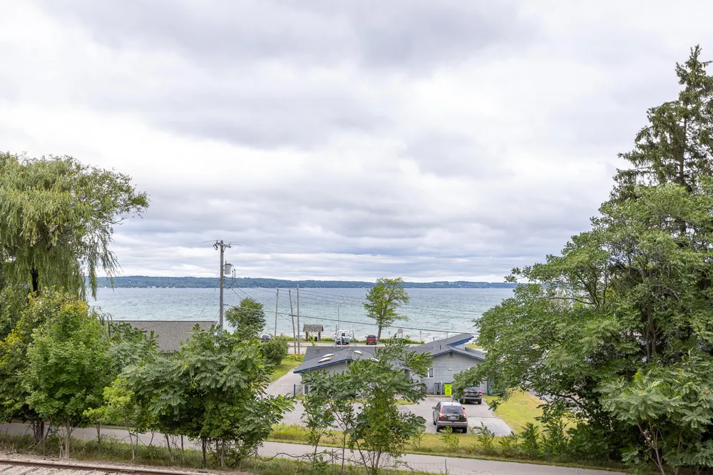 3363 Scenic Hills Drive Unknown, MI 49690