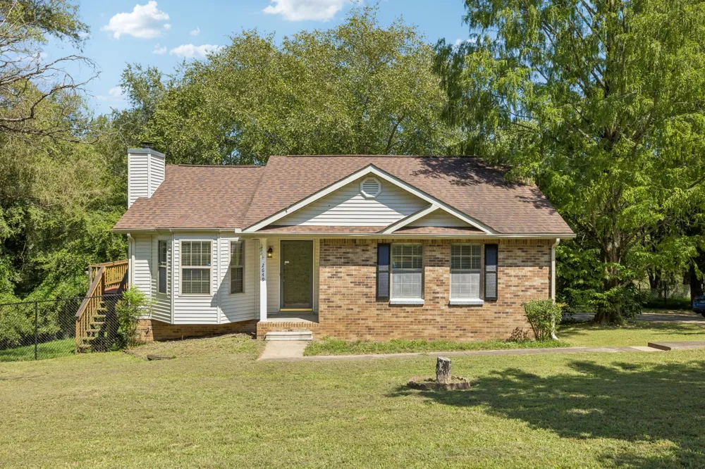 2649 Dotsonville Rd Clarksville, TN 37042