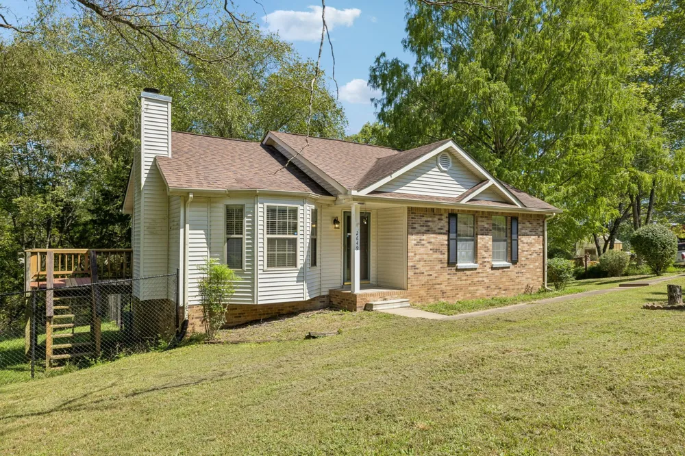 2649 Dotsonville Rd Clarksville, TN 37042